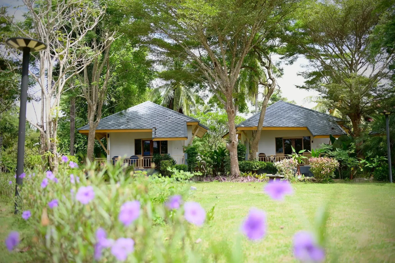 Saphli Villa Beach Resort