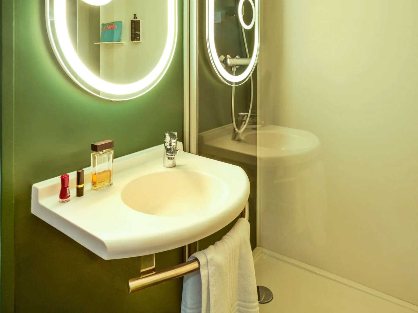 Ibis Annecy Cran Gevrier Hotel