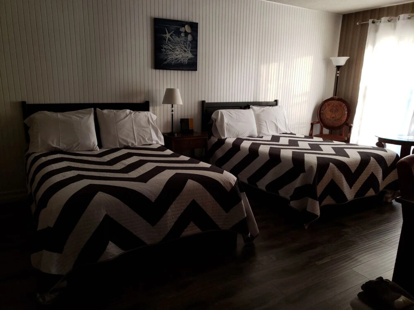 The Mountain View Motel & Cottages