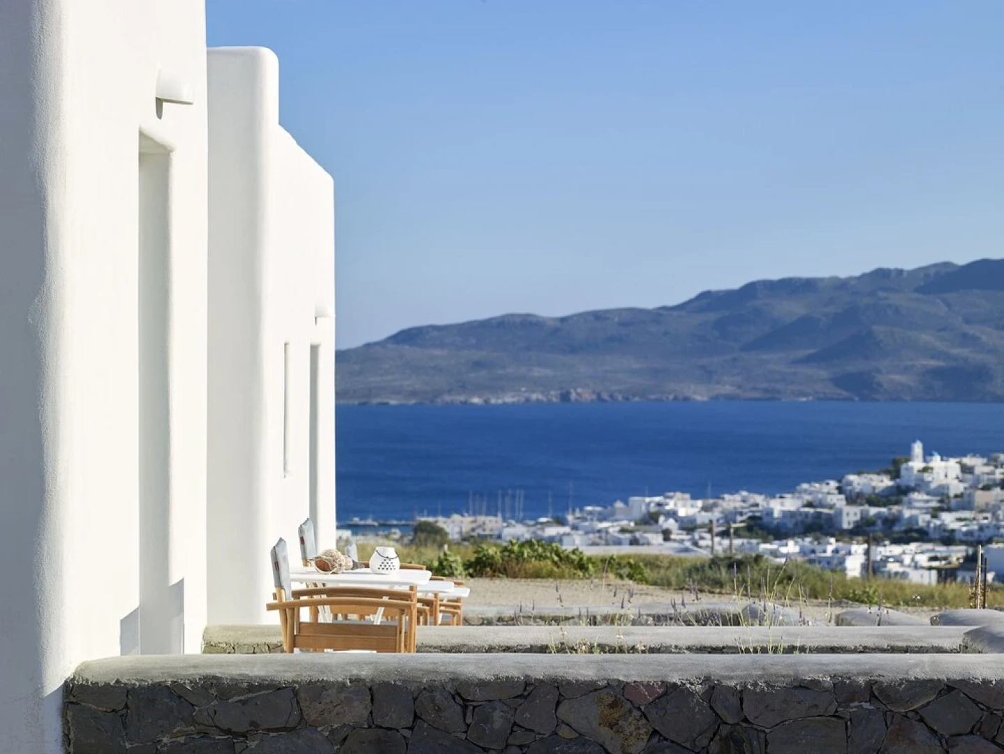 Lithos Luxury Rooms - Adults Only