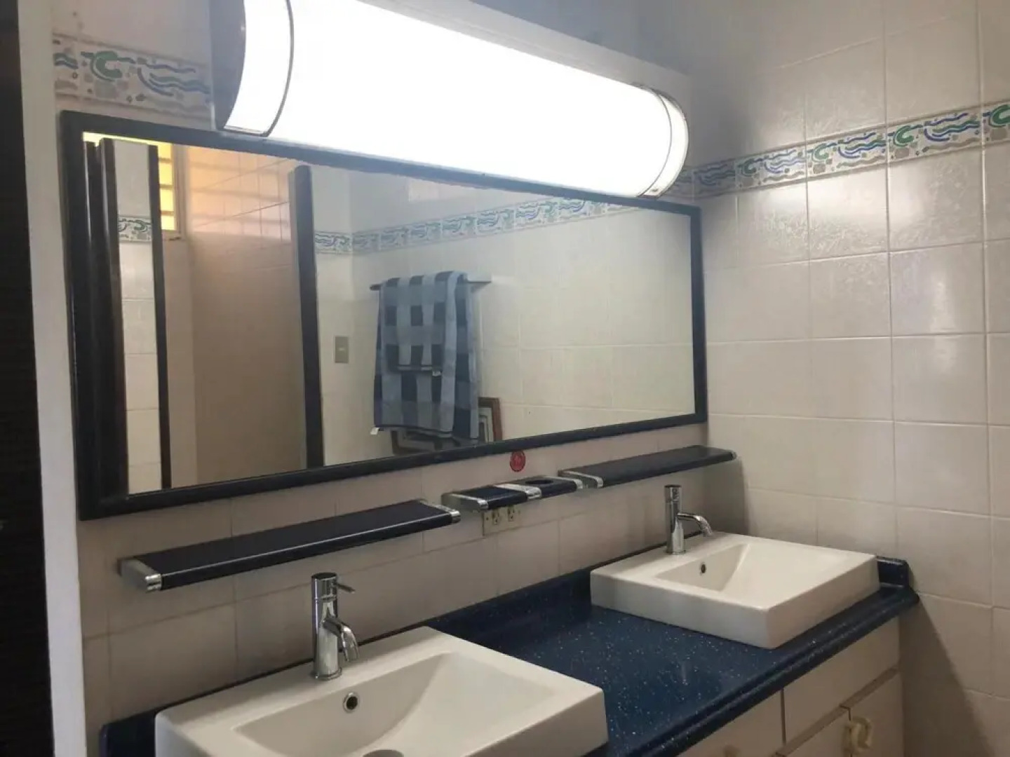 Picturesque Ocean View House With Private Pool Generator for Entire House