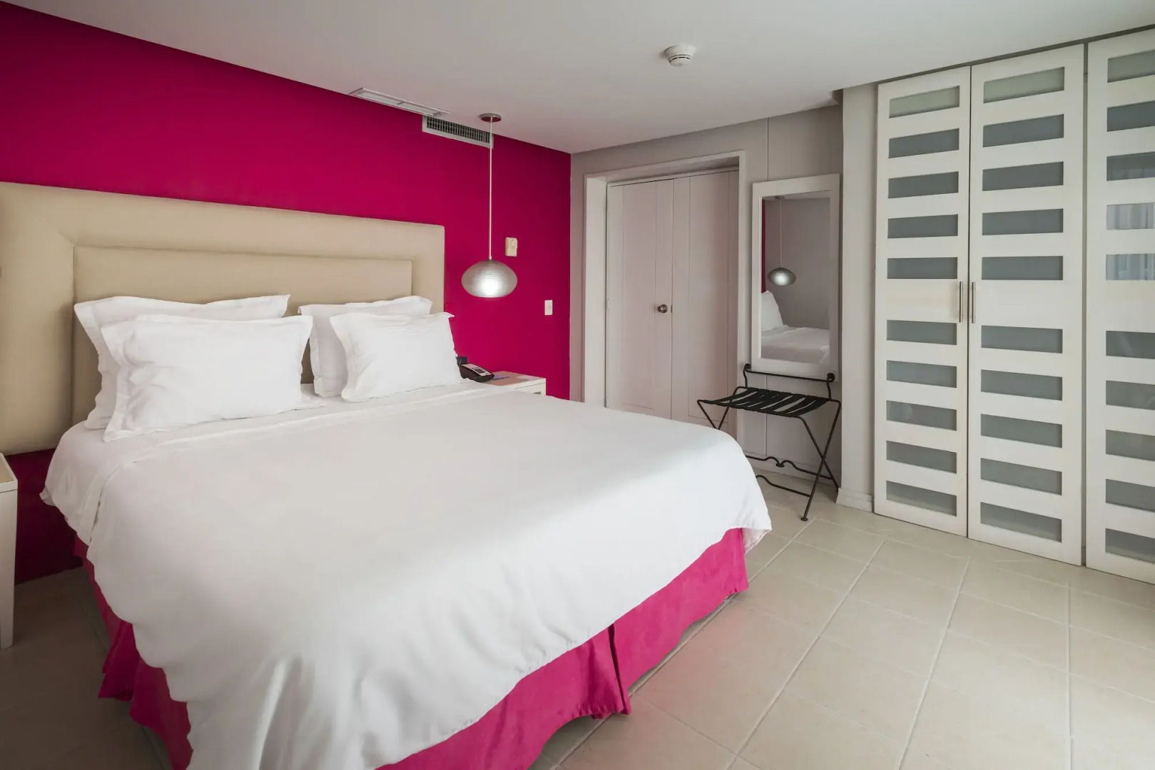 Country International Hotel