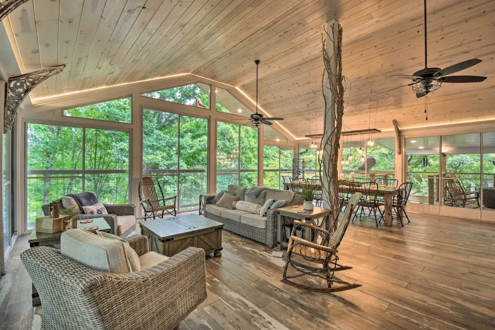 Hiawassee Getaway w/ Hot Tub, Deck & Lake Access!