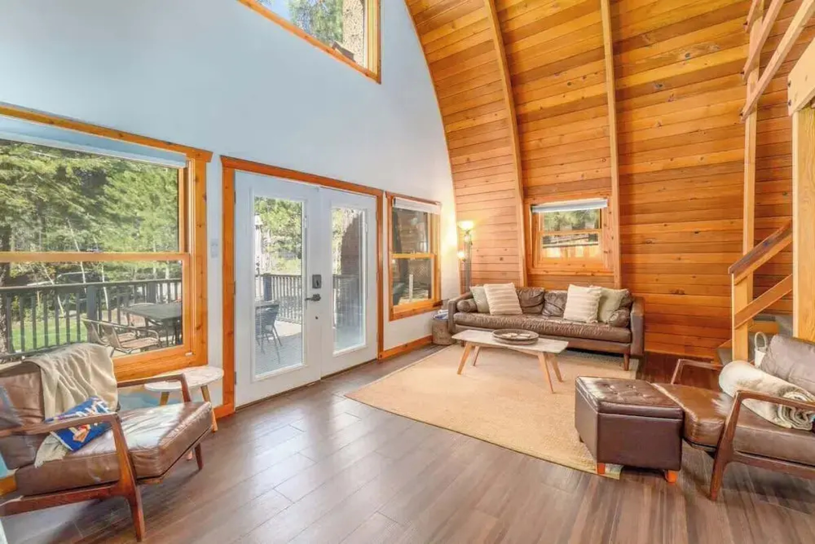The Canoe Cabin