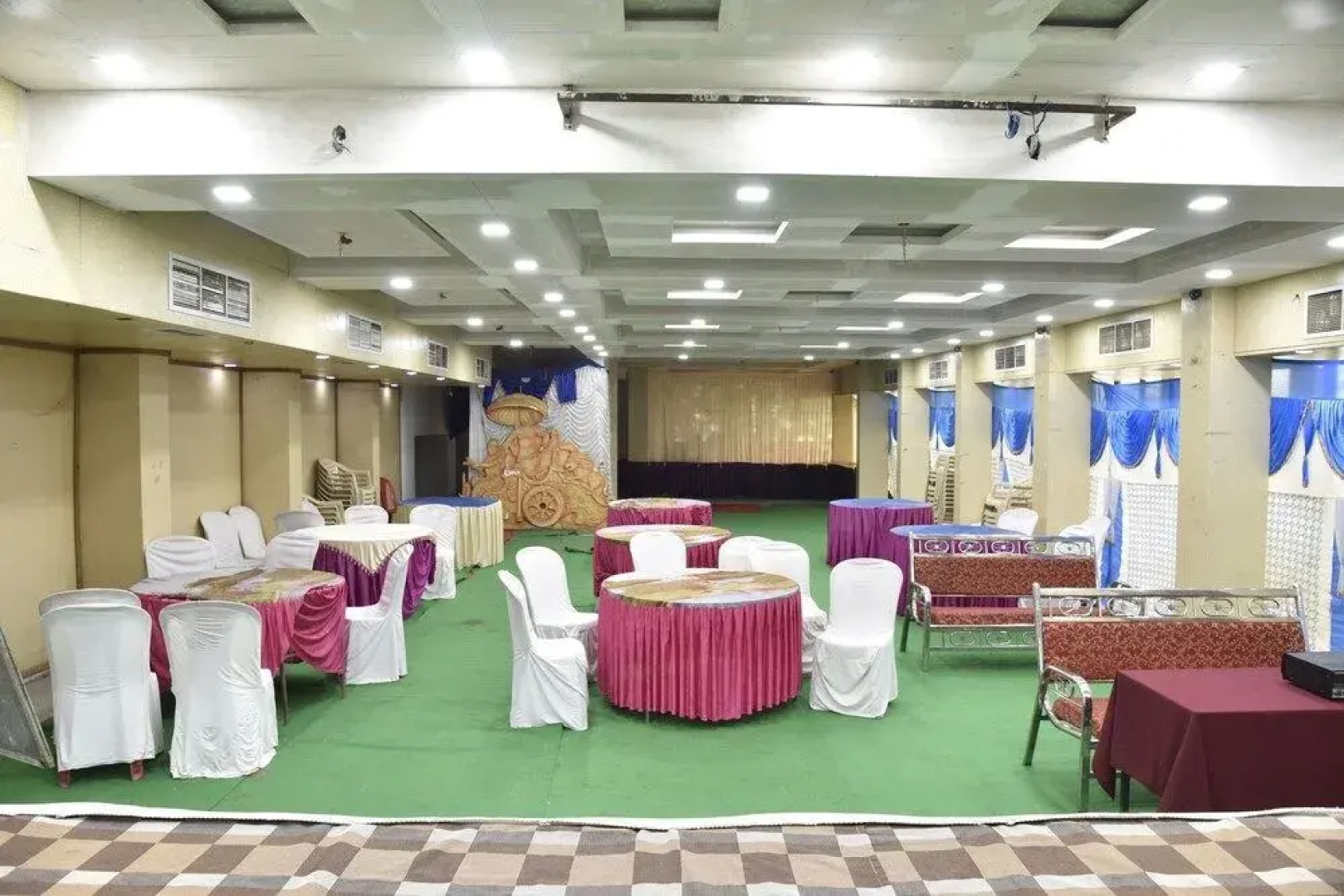 Hotel IC Inn by OYO Rooms