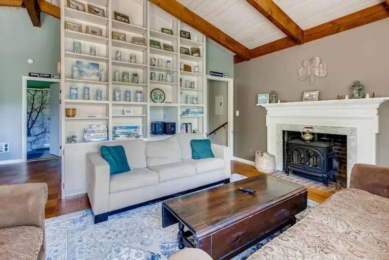 Silver Spring Chalet - GetAway