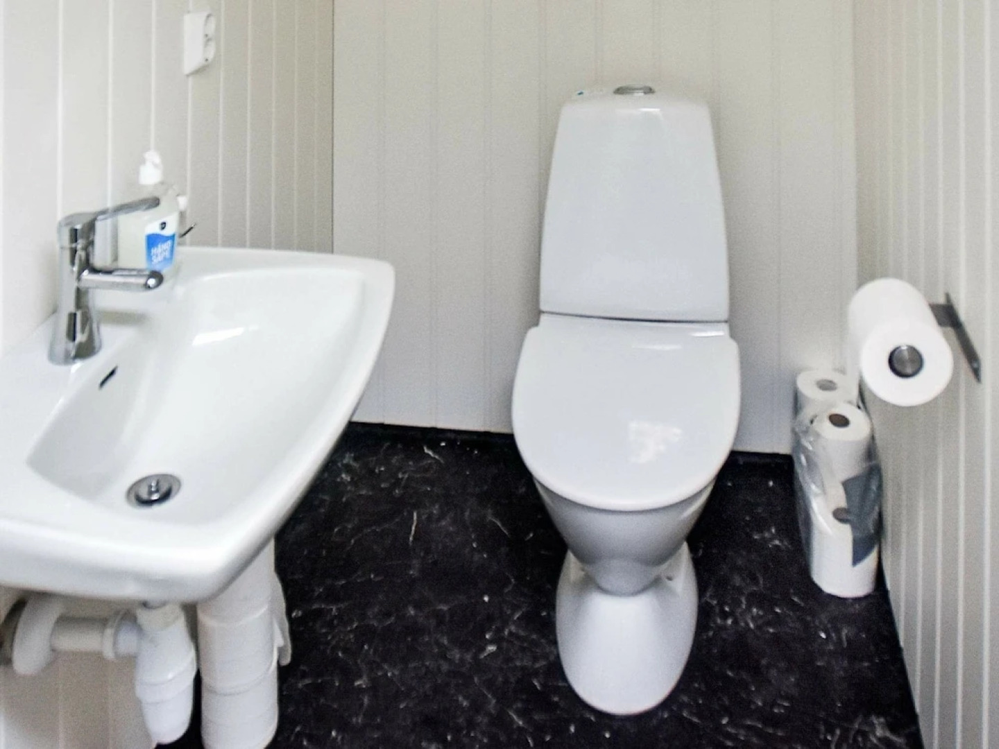 9 Person Holiday Home in Lysøysundet