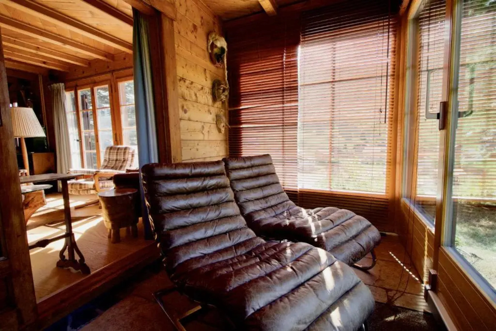 Magnifique Chalet Familial Pour 10 Personnes au Coeur de Nax