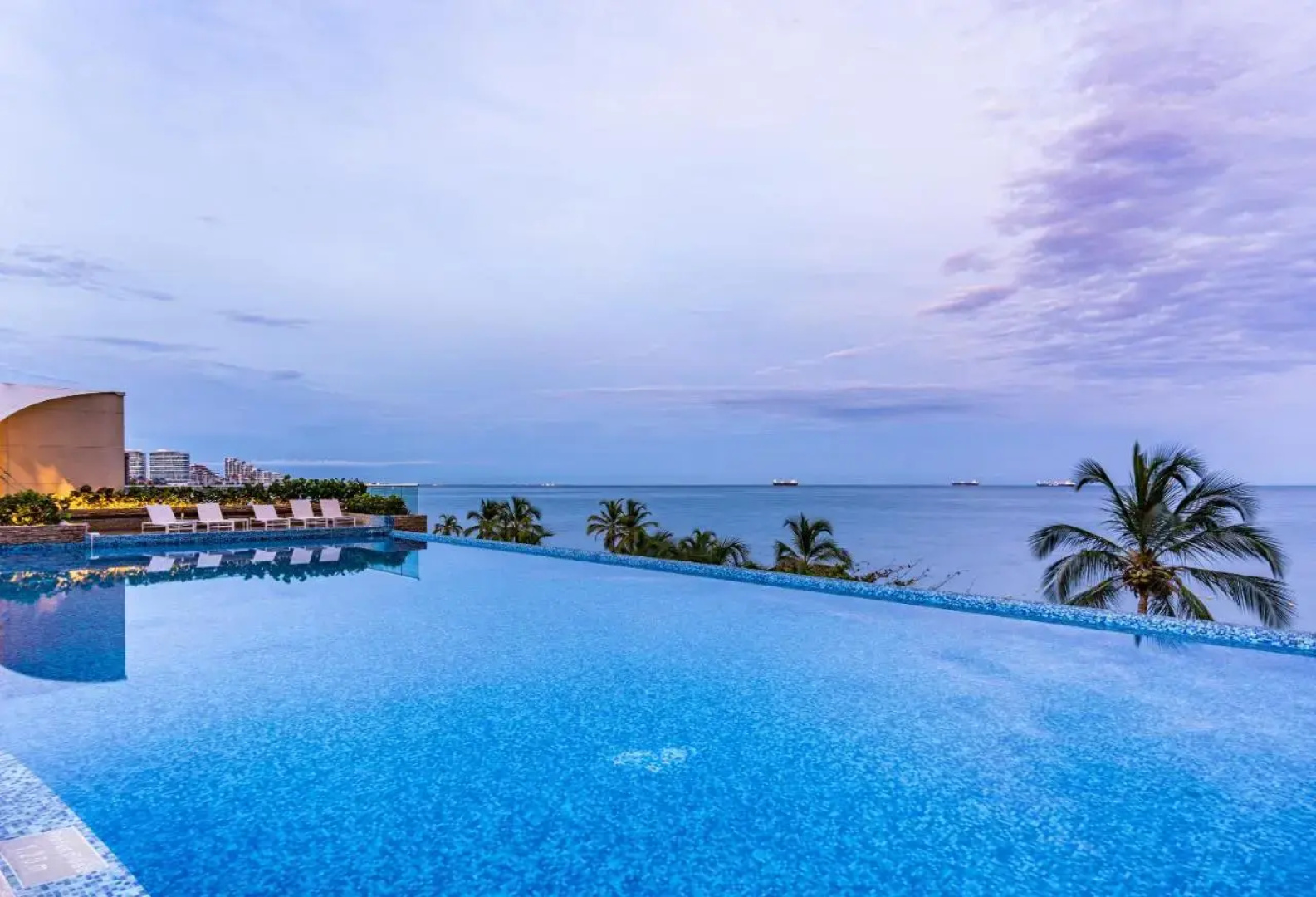 Hotel Irotama Lago