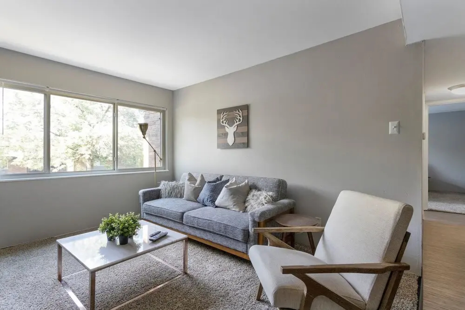 The Relaxing Lakeside Suites