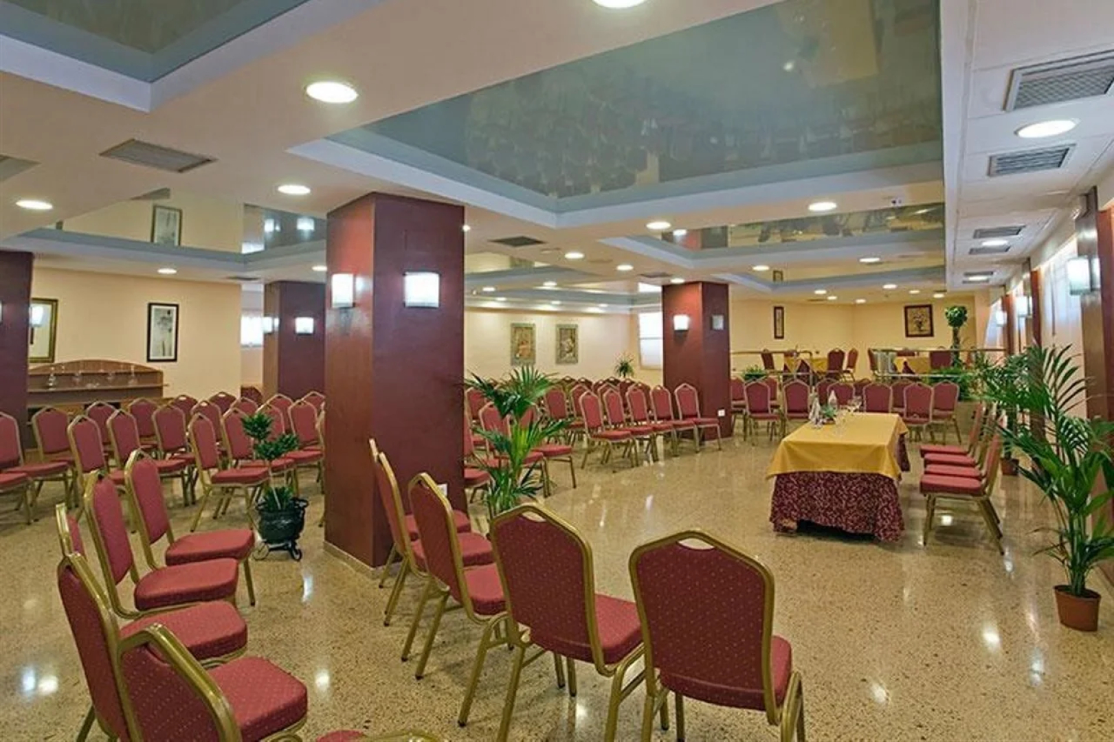 Hotel Perla Marina