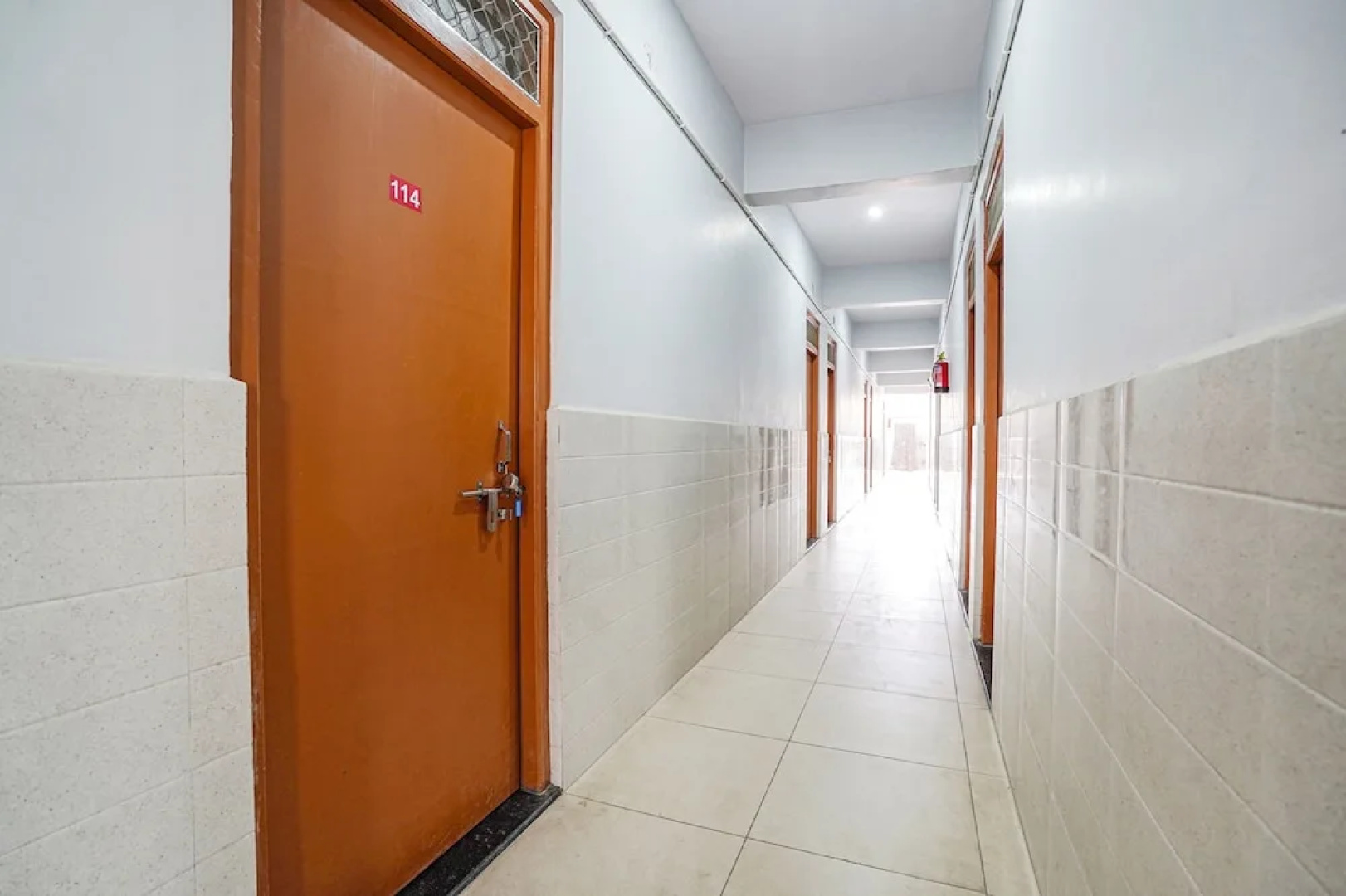 Fabhotel Siya Bihari