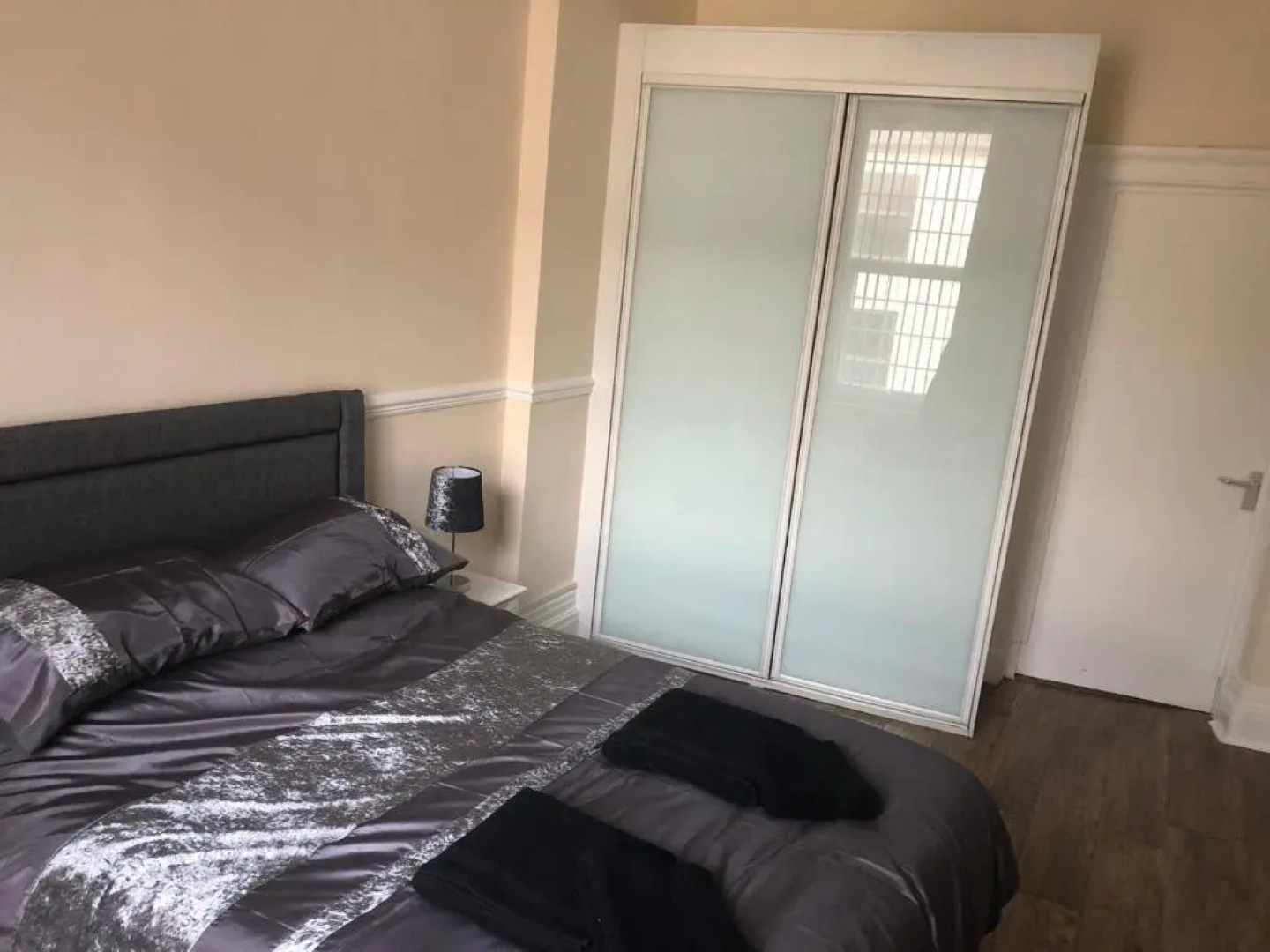 Sandy Pad's Apartments