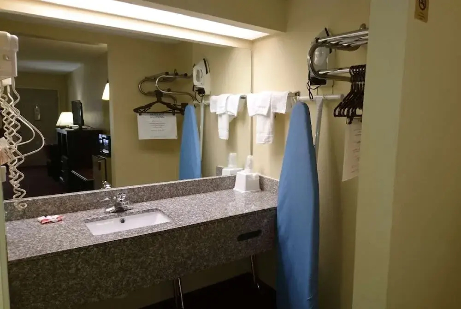 Travelodge Knoxville East
