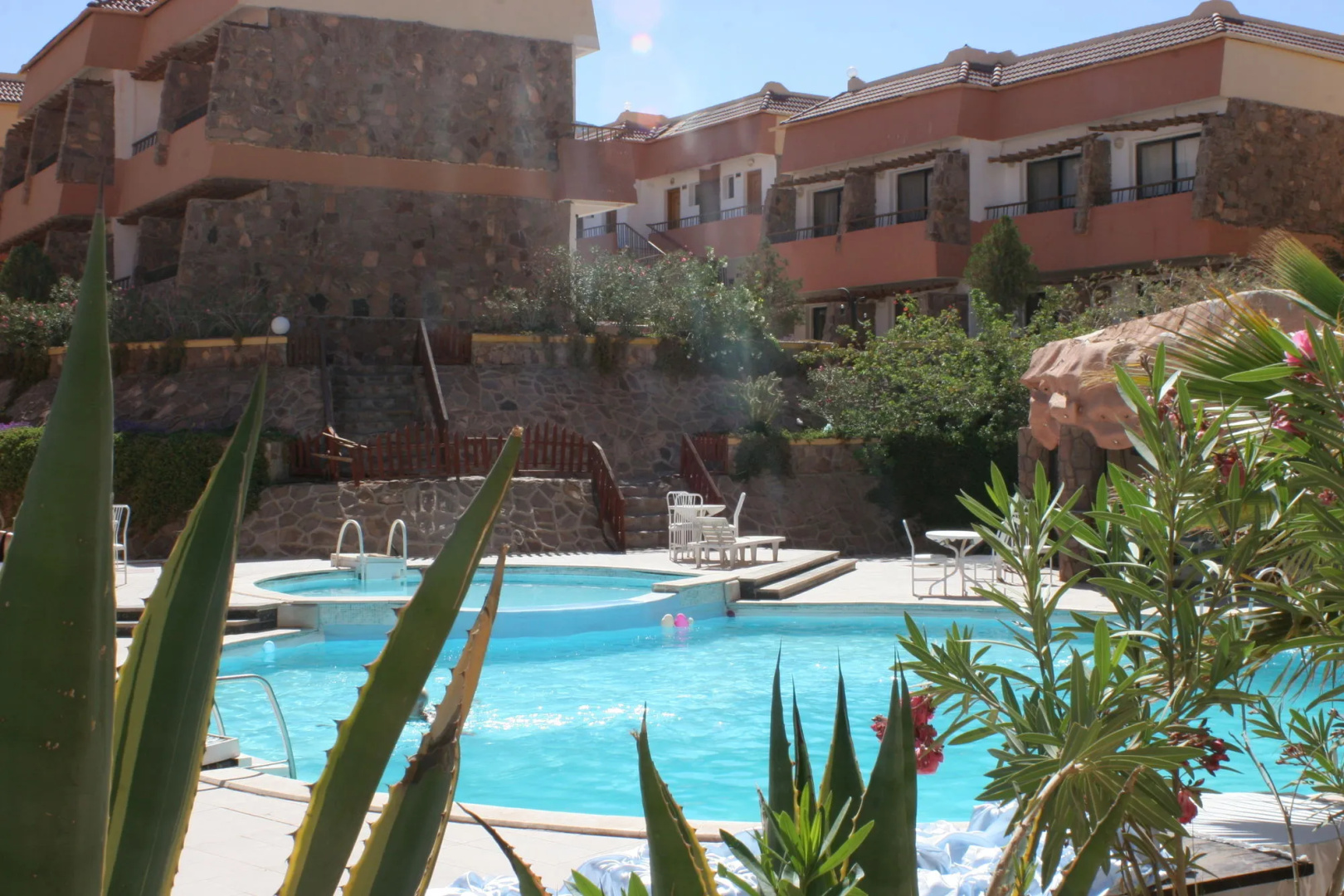 Catherine Plaza Hotel
