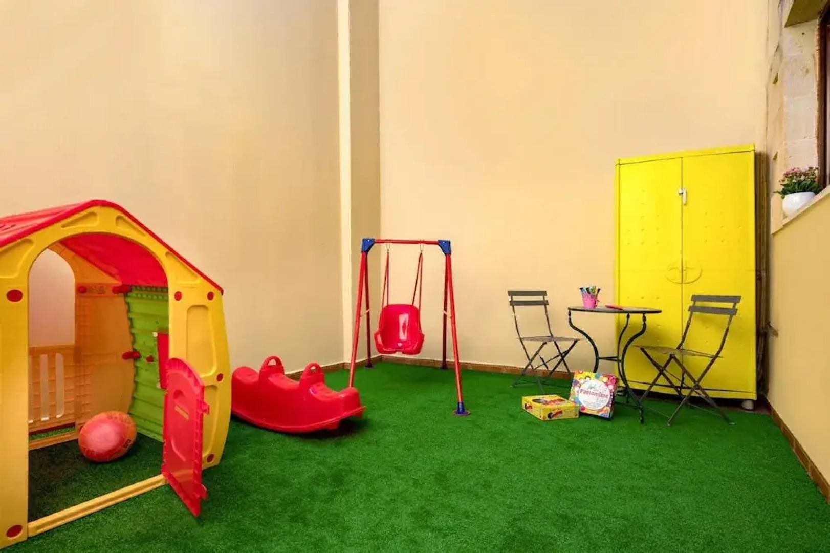 Charming Holiday Home in Maheri