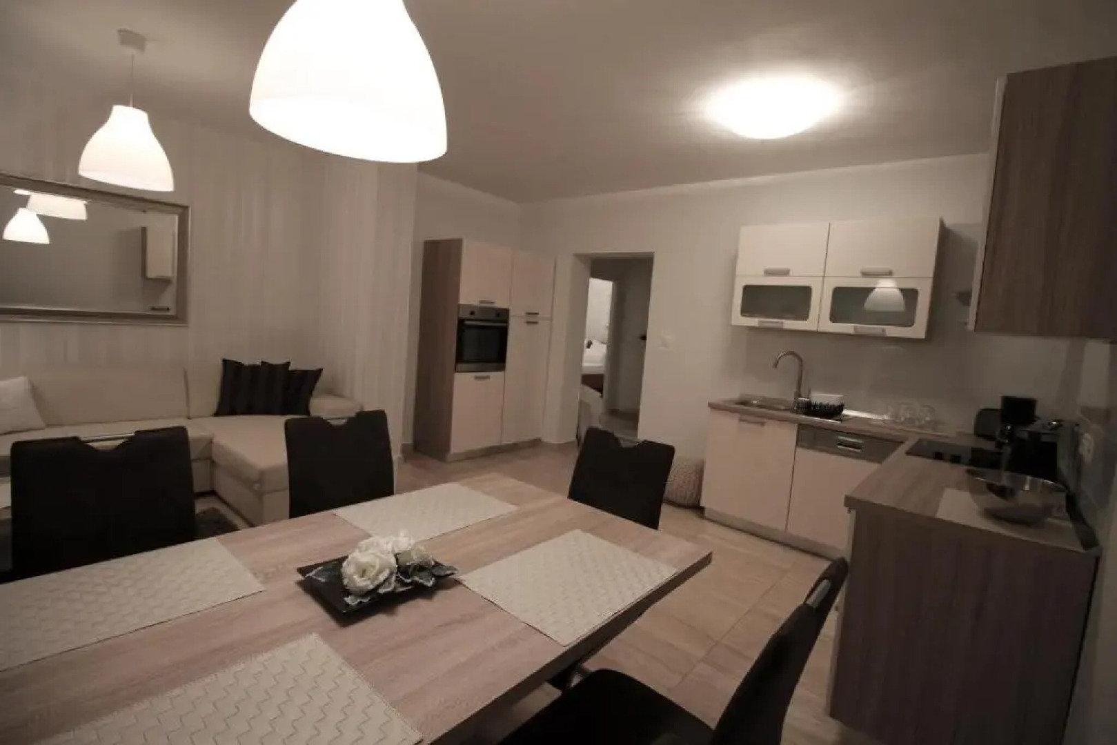 Apartments Villa Mantinela