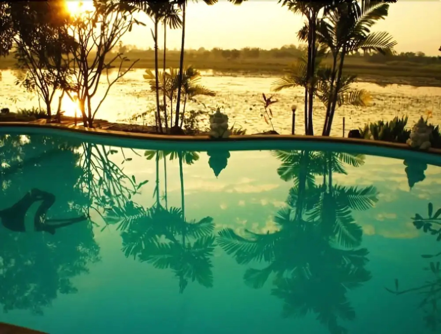 Golden Lake View Boutique Resort