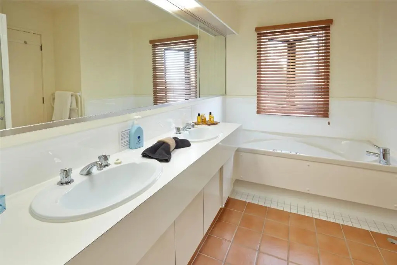 Pioneer Waterfront Apartments