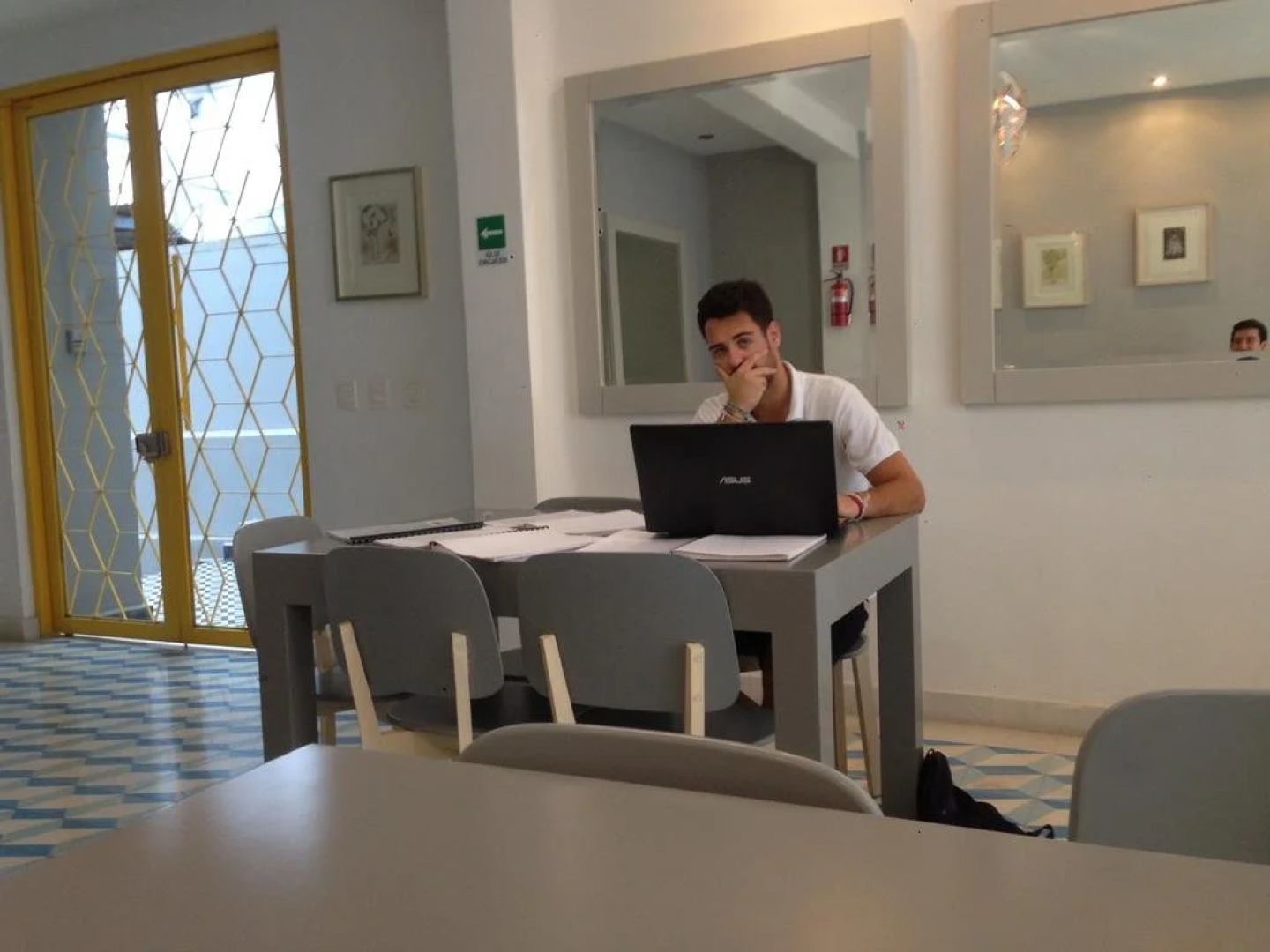 Hostal Nacional By Rotamundos - Hostel