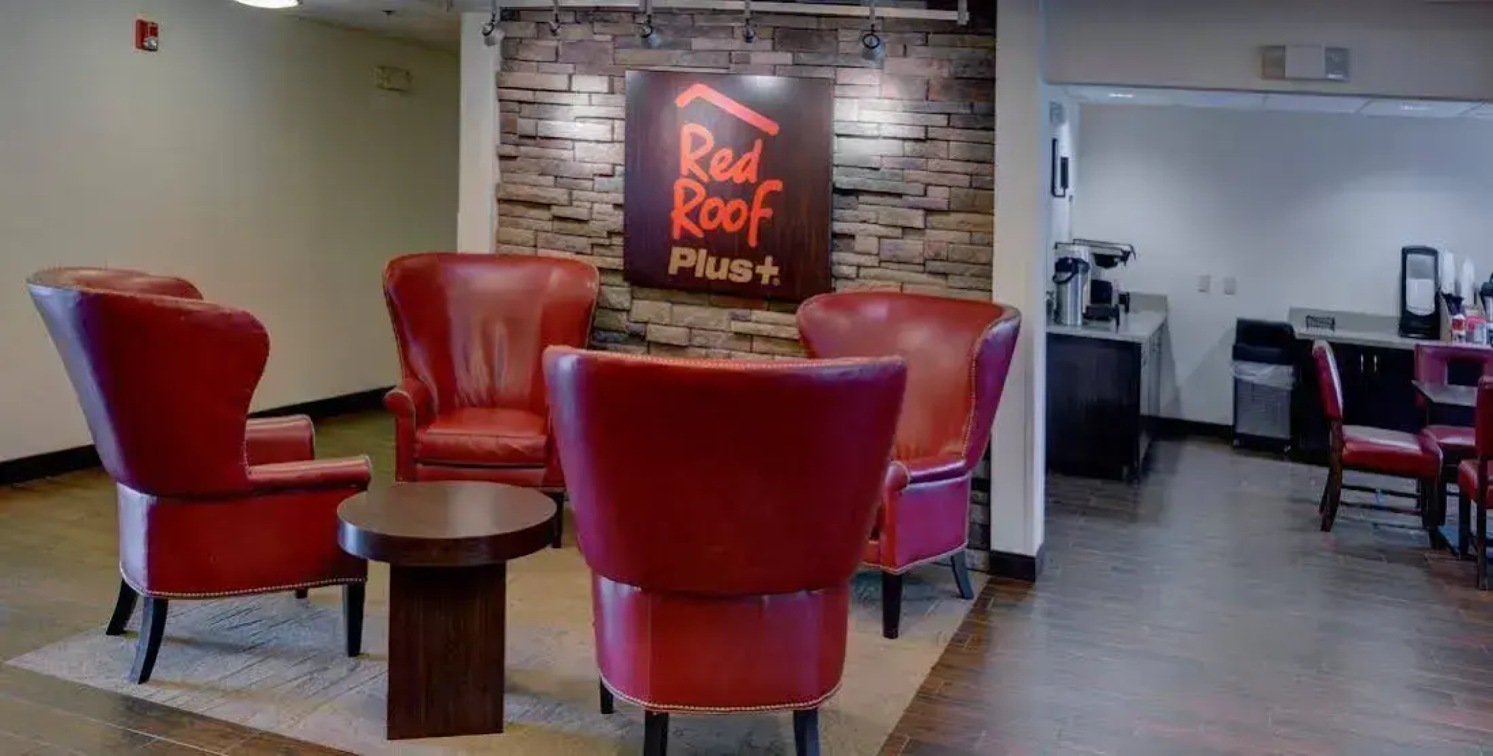 Red Roof Inn PLUS+ Raleigh Downtown – NCSU/Conv Center
