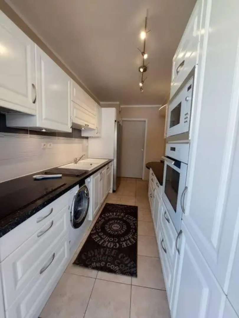 Appartement T3 agréable, proche centre et plage.