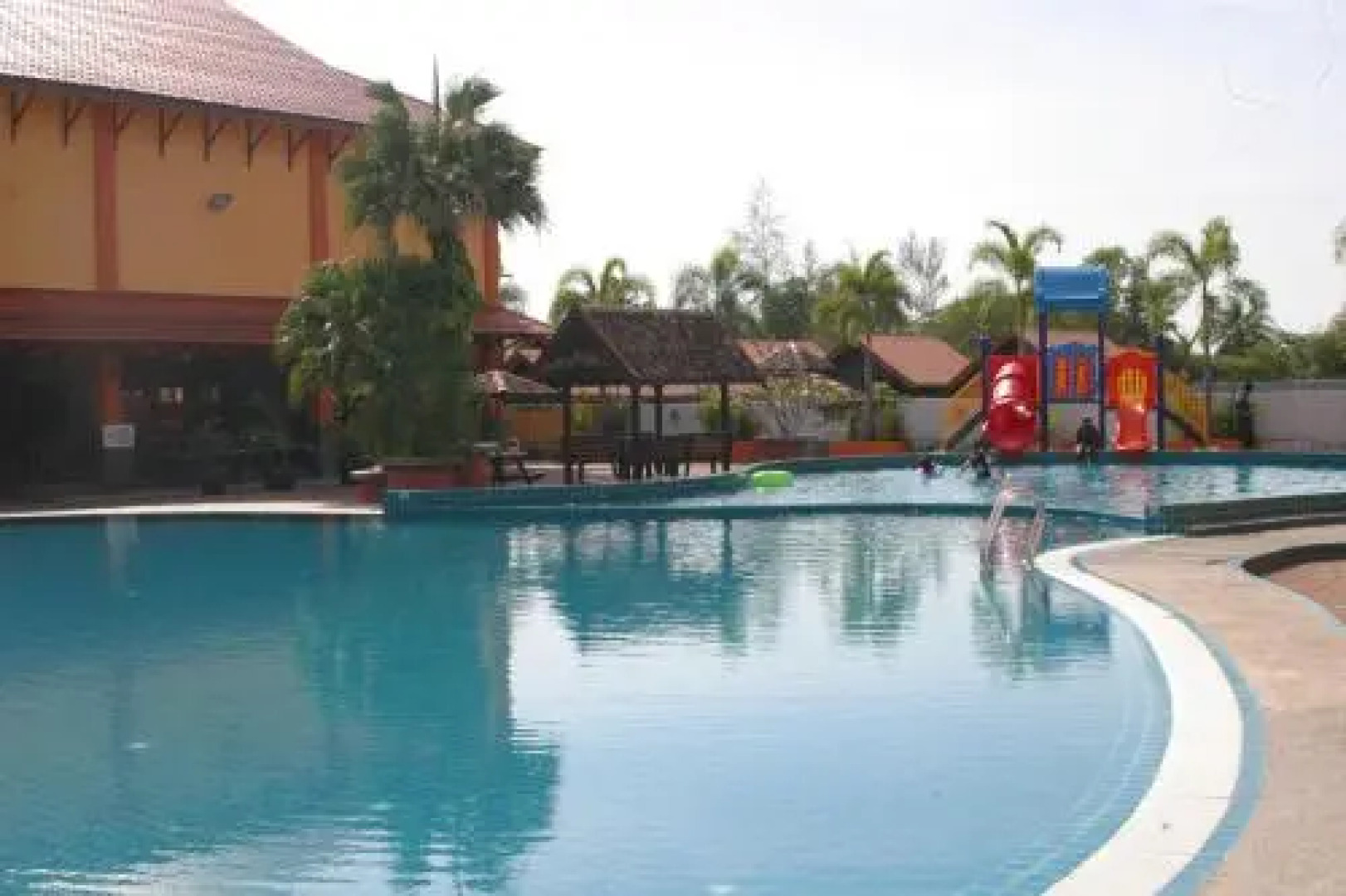 Tanjung Demong Beach Resort