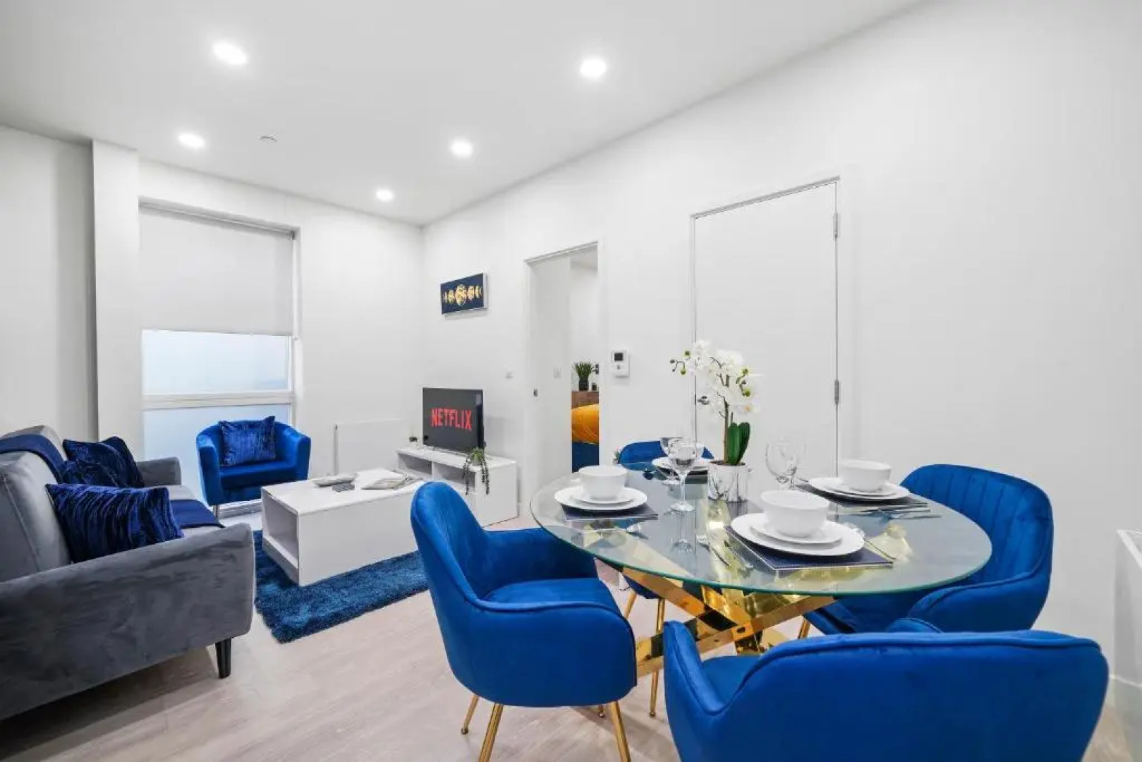 Central Stevenage Luxury 2 Bed Apartment