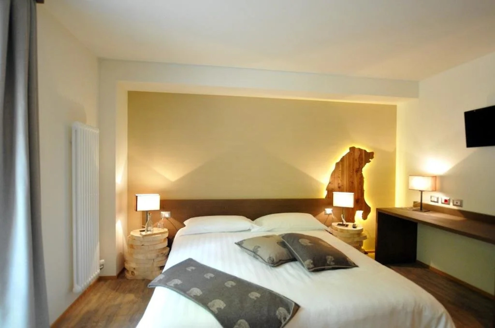 Chalet Tovel - Mountain Lake