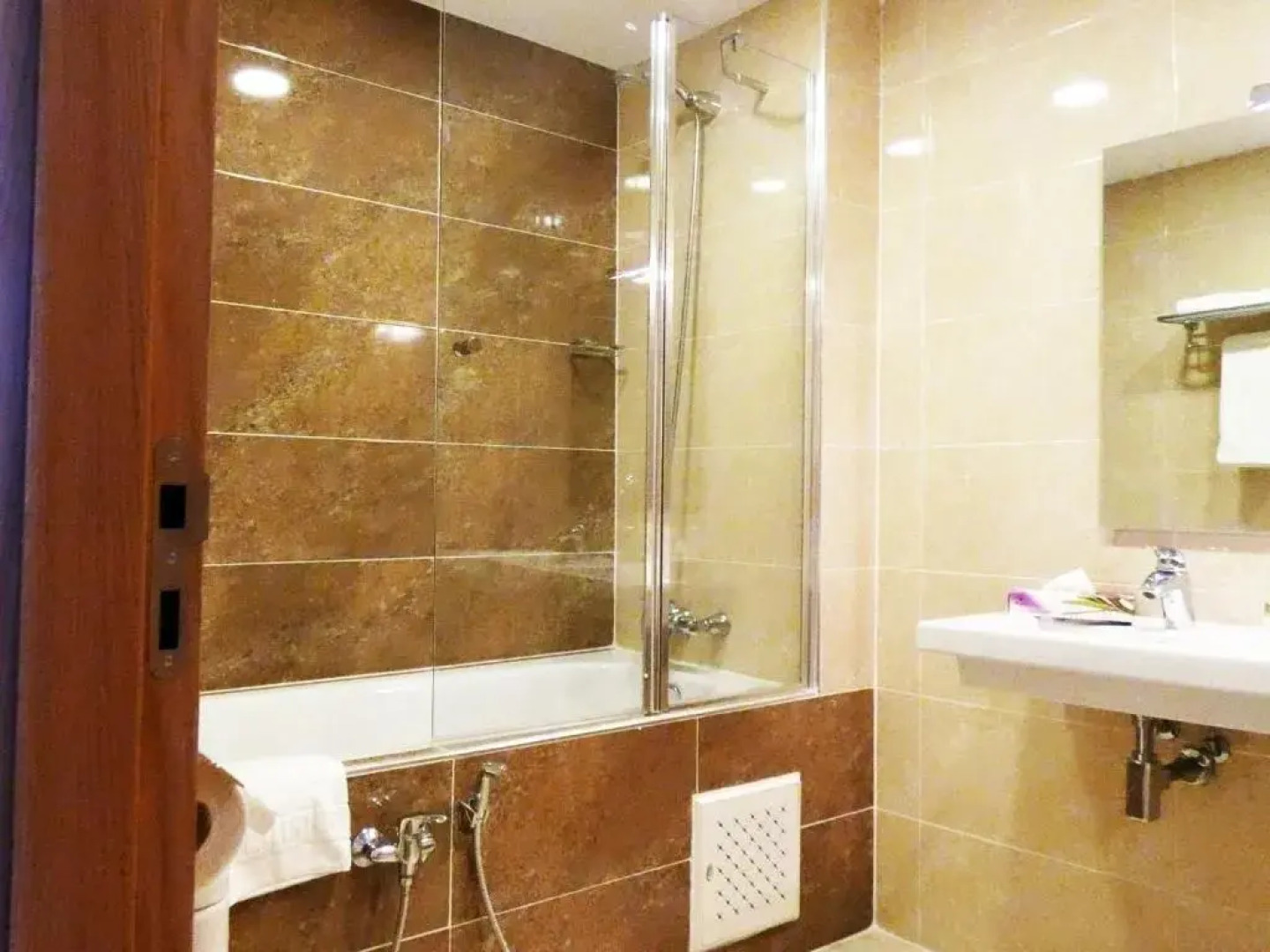 Le Zenith Hotel Oran