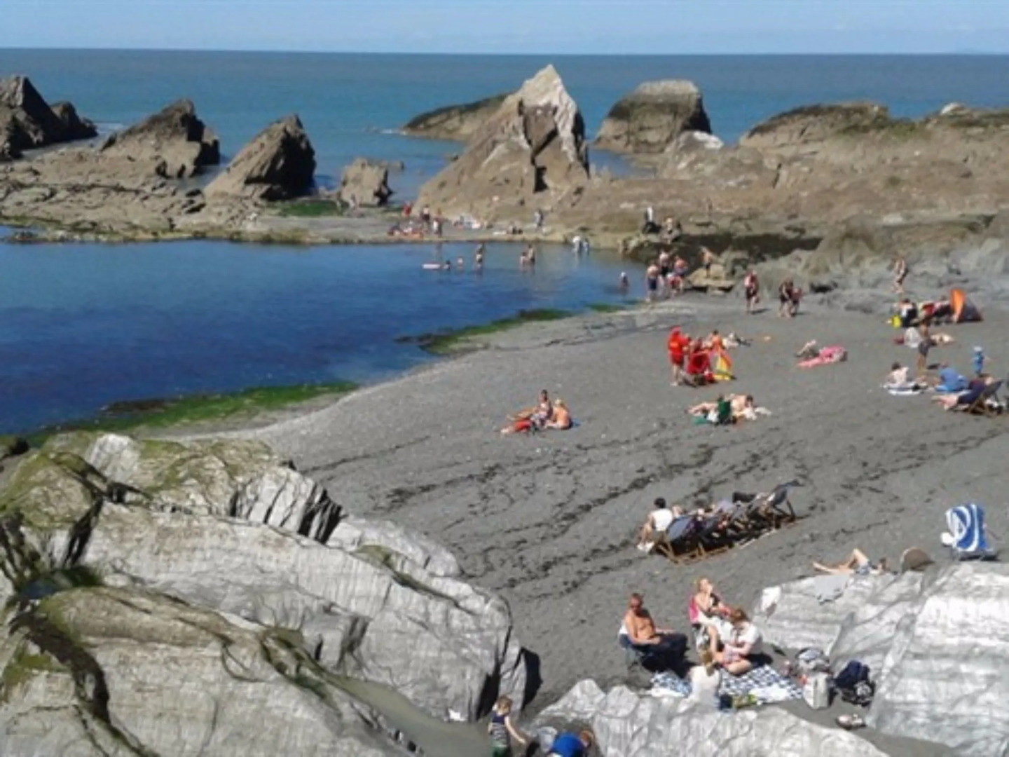 Hillside House - Guest House