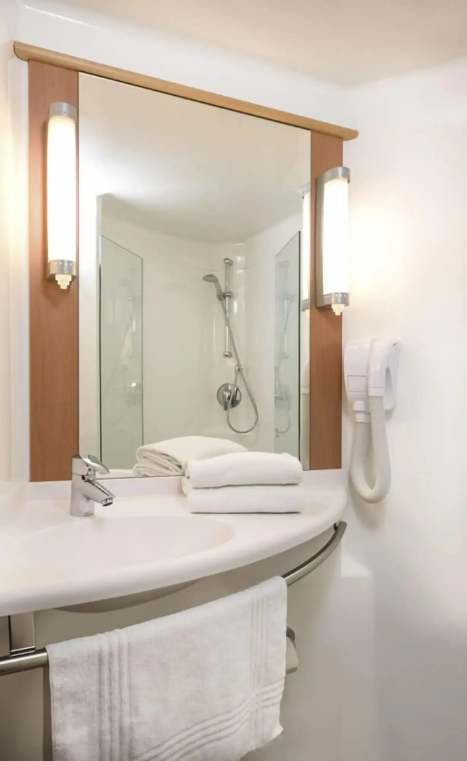 Hotel ibis Friedrichshafen Airport Messe