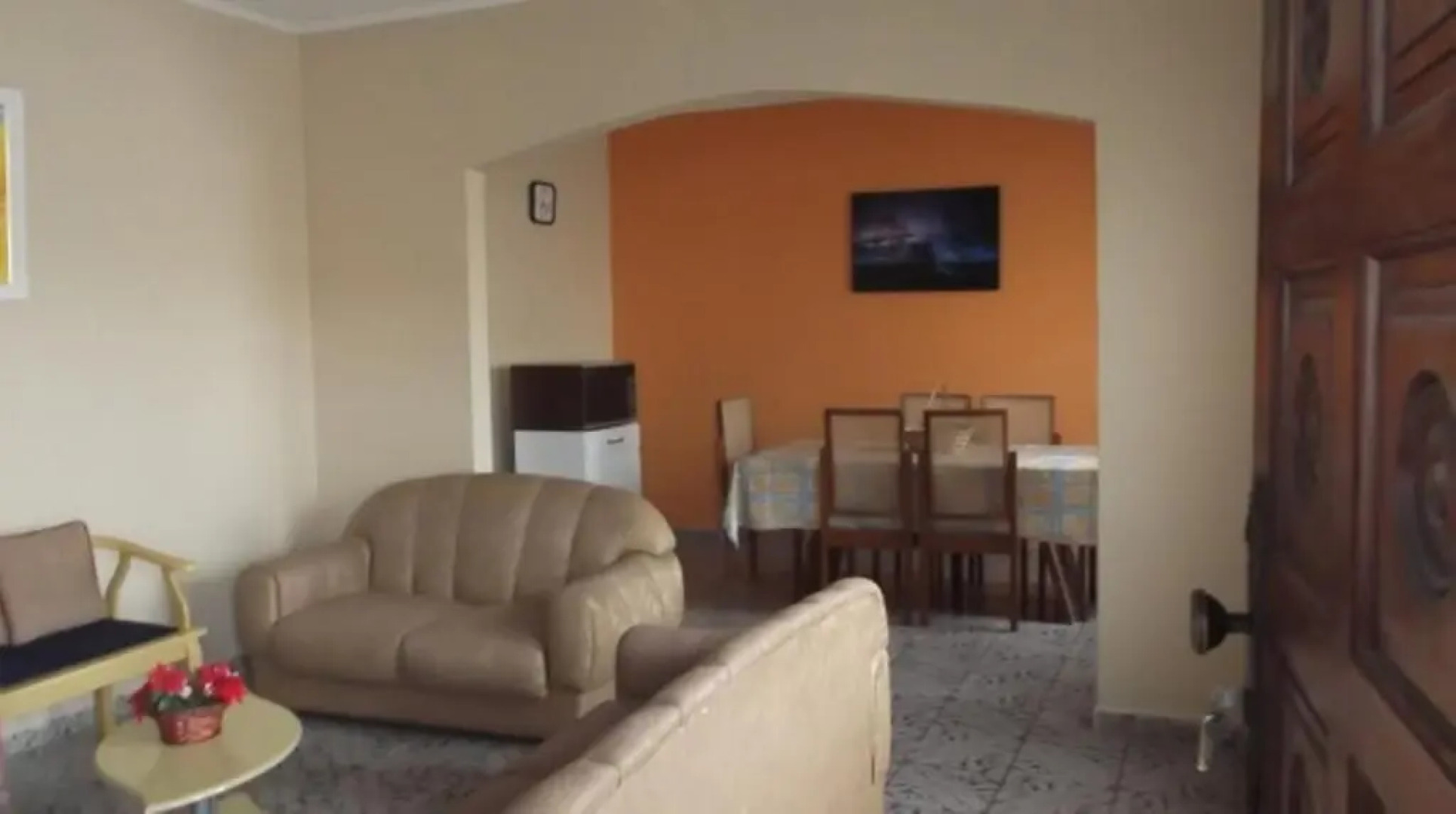 Casa em Peruibe 3 dormitórios sendo 1 suite