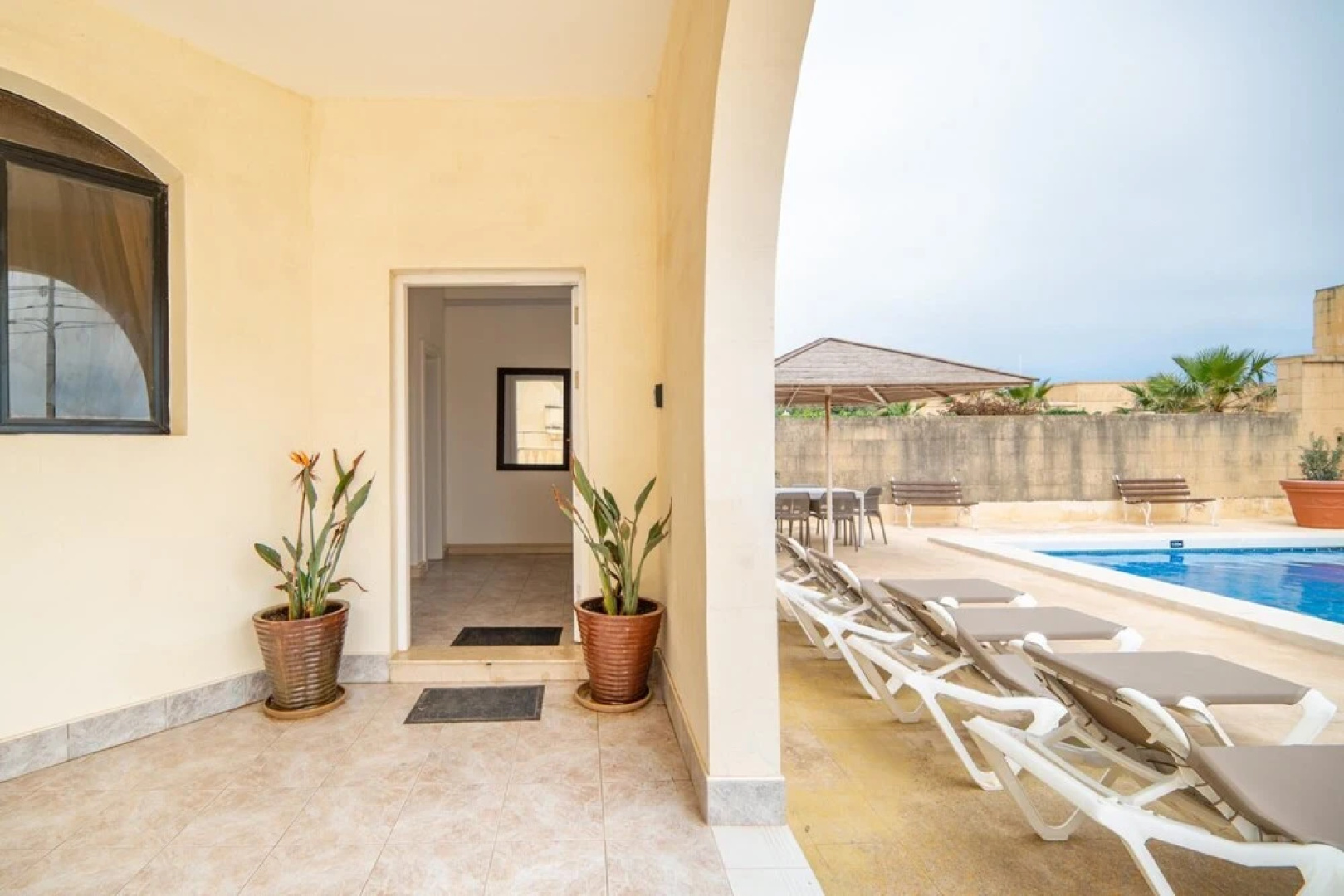 Villa Hgieri - Ghasri Holiday Home