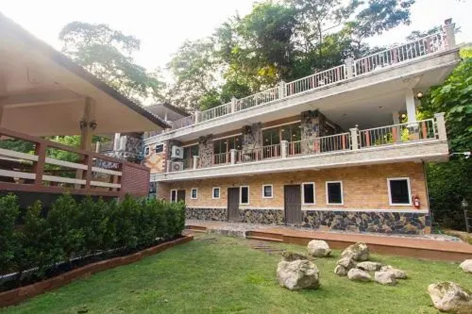 Namtok Sarika Resotel