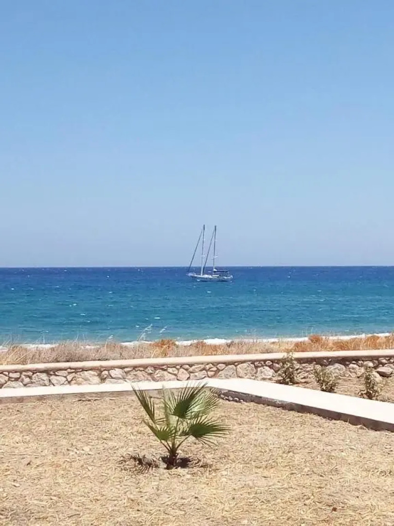 Sunrise Beauty by Zavolas Family - Limni Z2