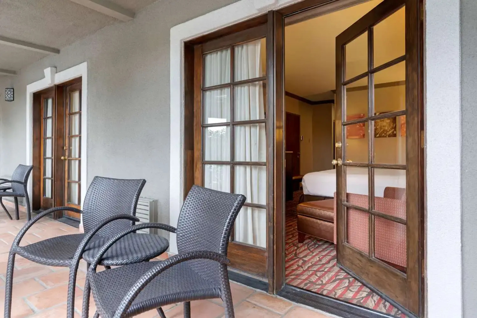 Best Western Plus Brookside Inn