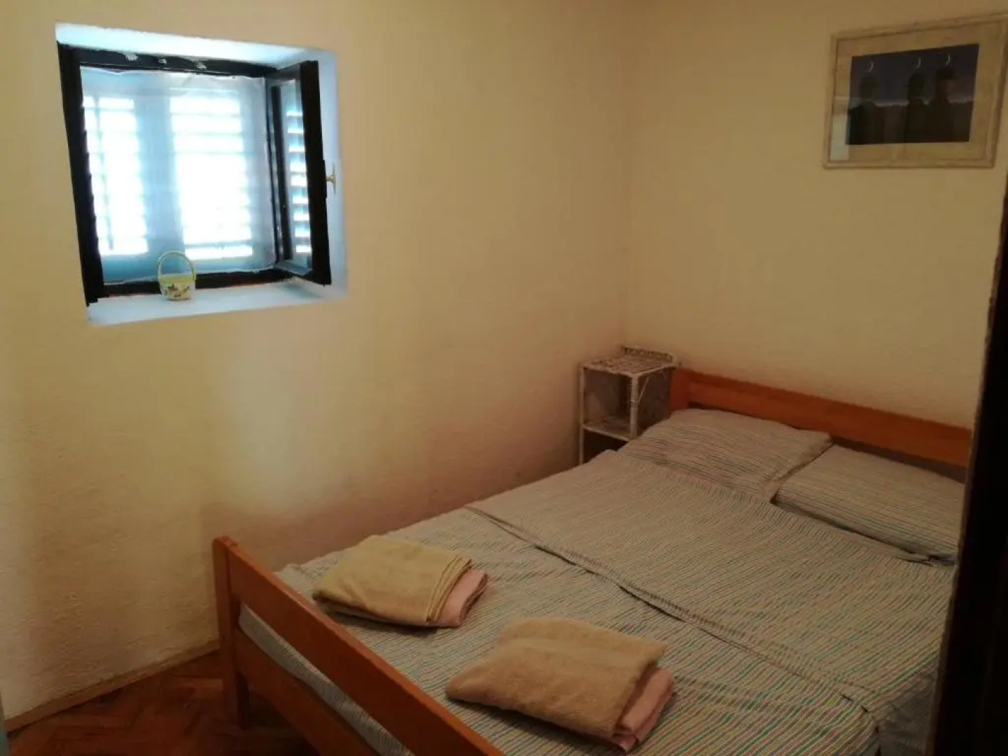 Lili Apartments, Sv Dunata 18