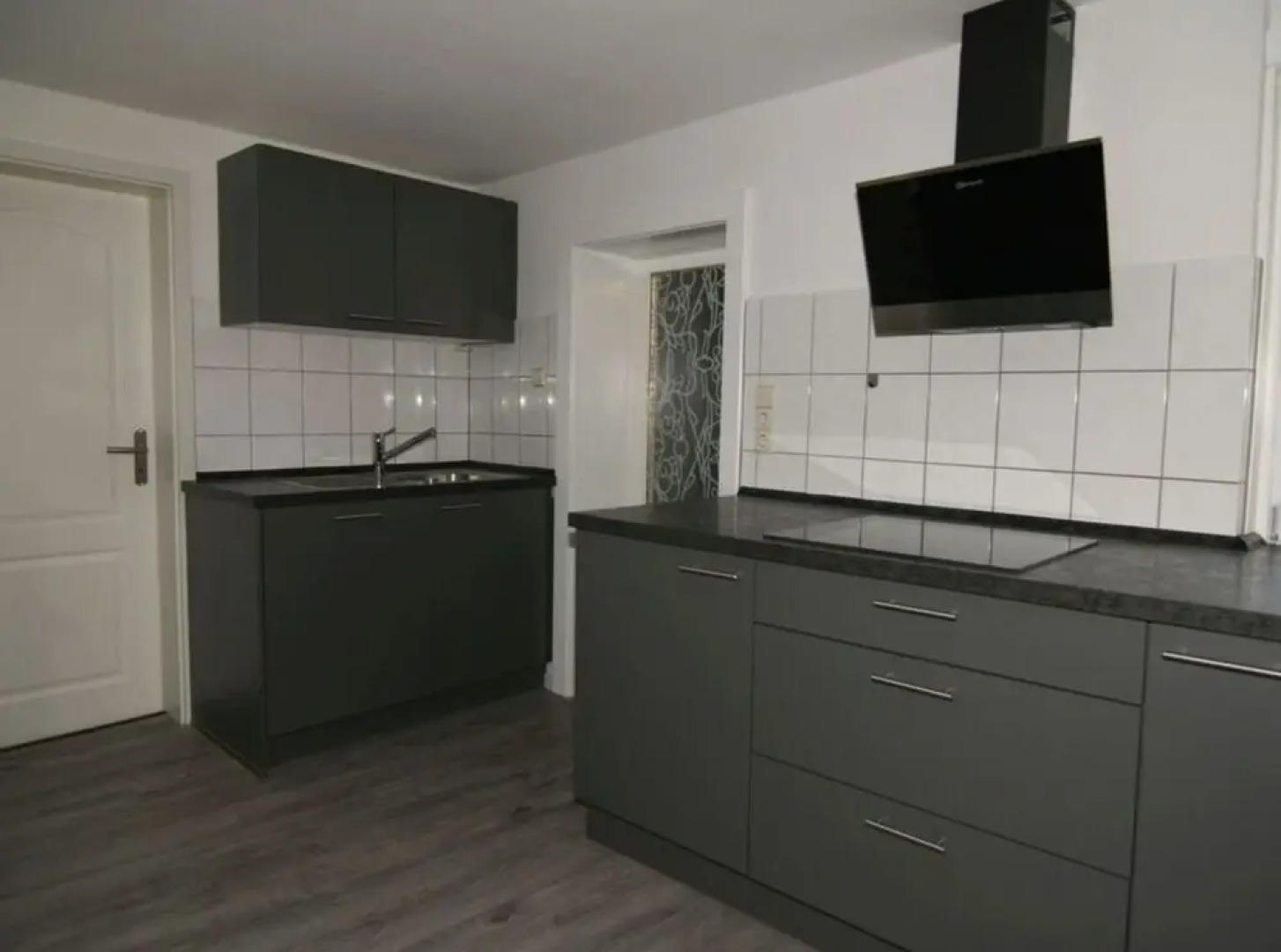 Townhouse Modern Retreat