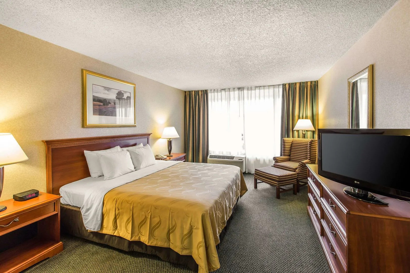 Quality Inn & Suites McDonough South I-75