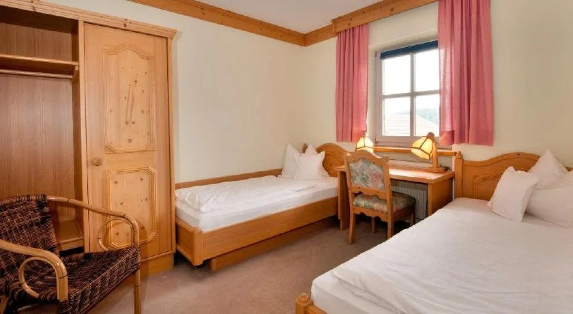 Ferienwohnungen Moosbach