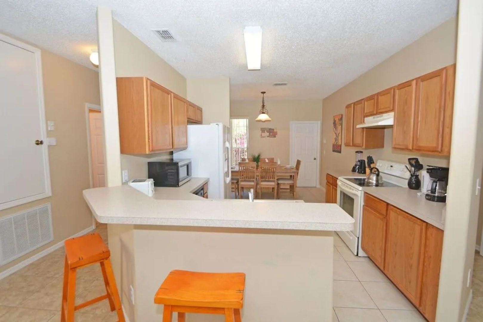 525 Sunset Ridge 5 Br villa by RedAwning