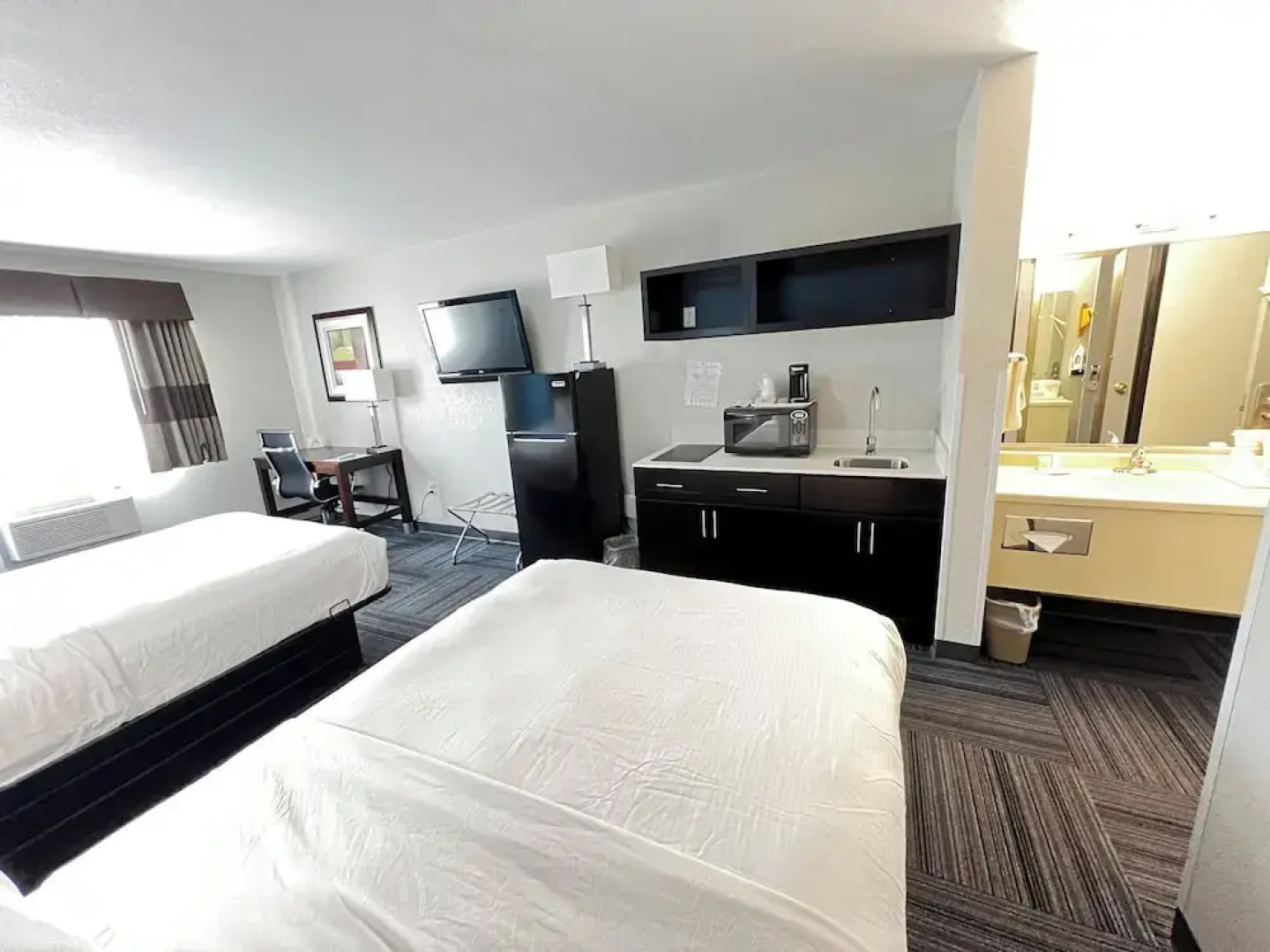 Baymont Inn & Suites Marinette