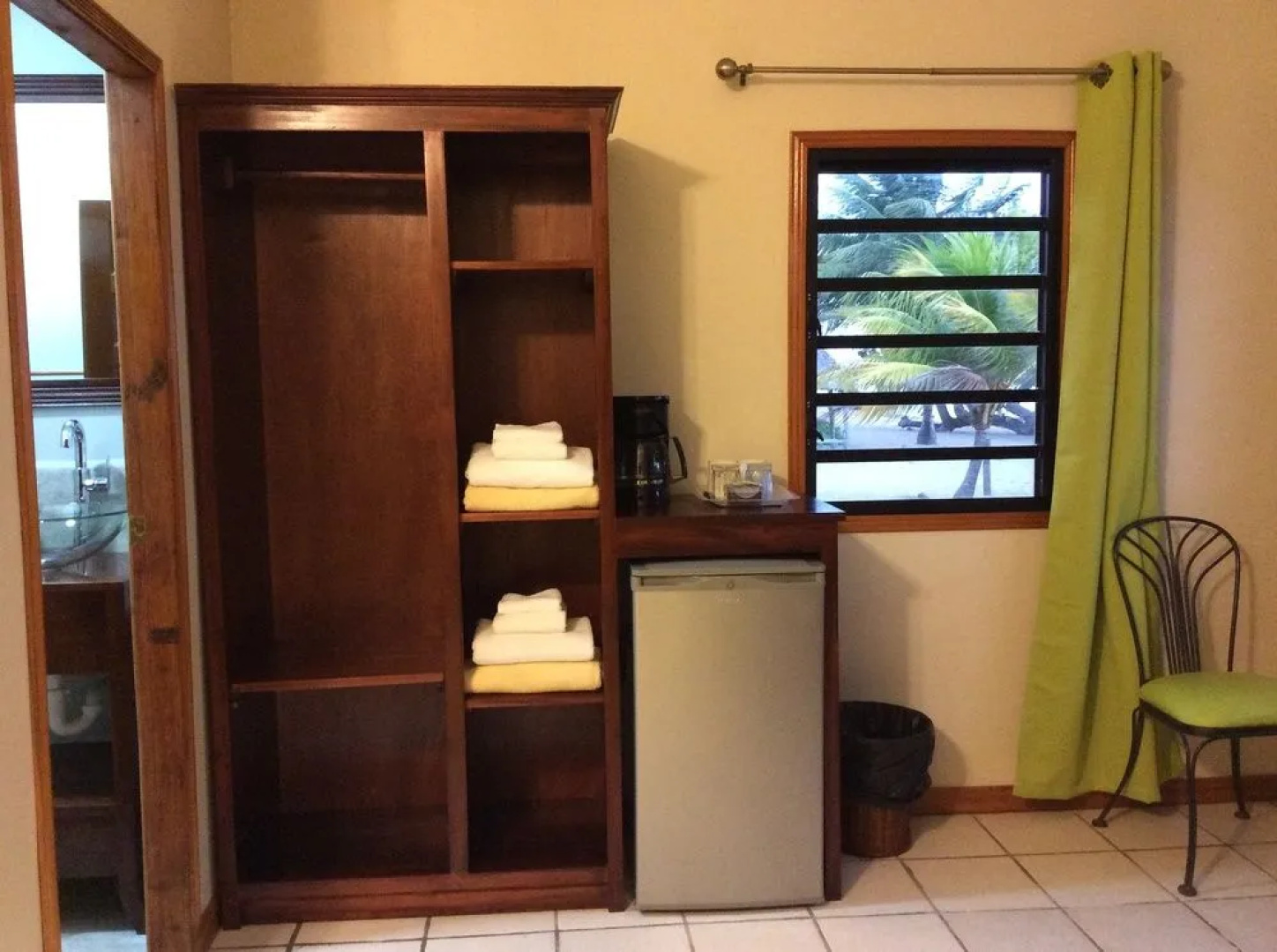 Palm Cove Cabins