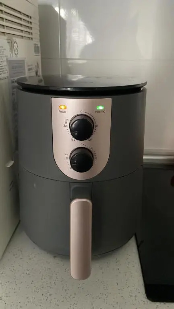 STAYJE PUTRAJAYA, 5 minutes to IOI CITY MALL, WIFI , NETFLIX, FREE PARKING