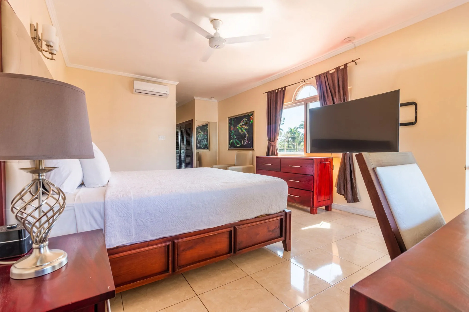 Travellers Beach Resort