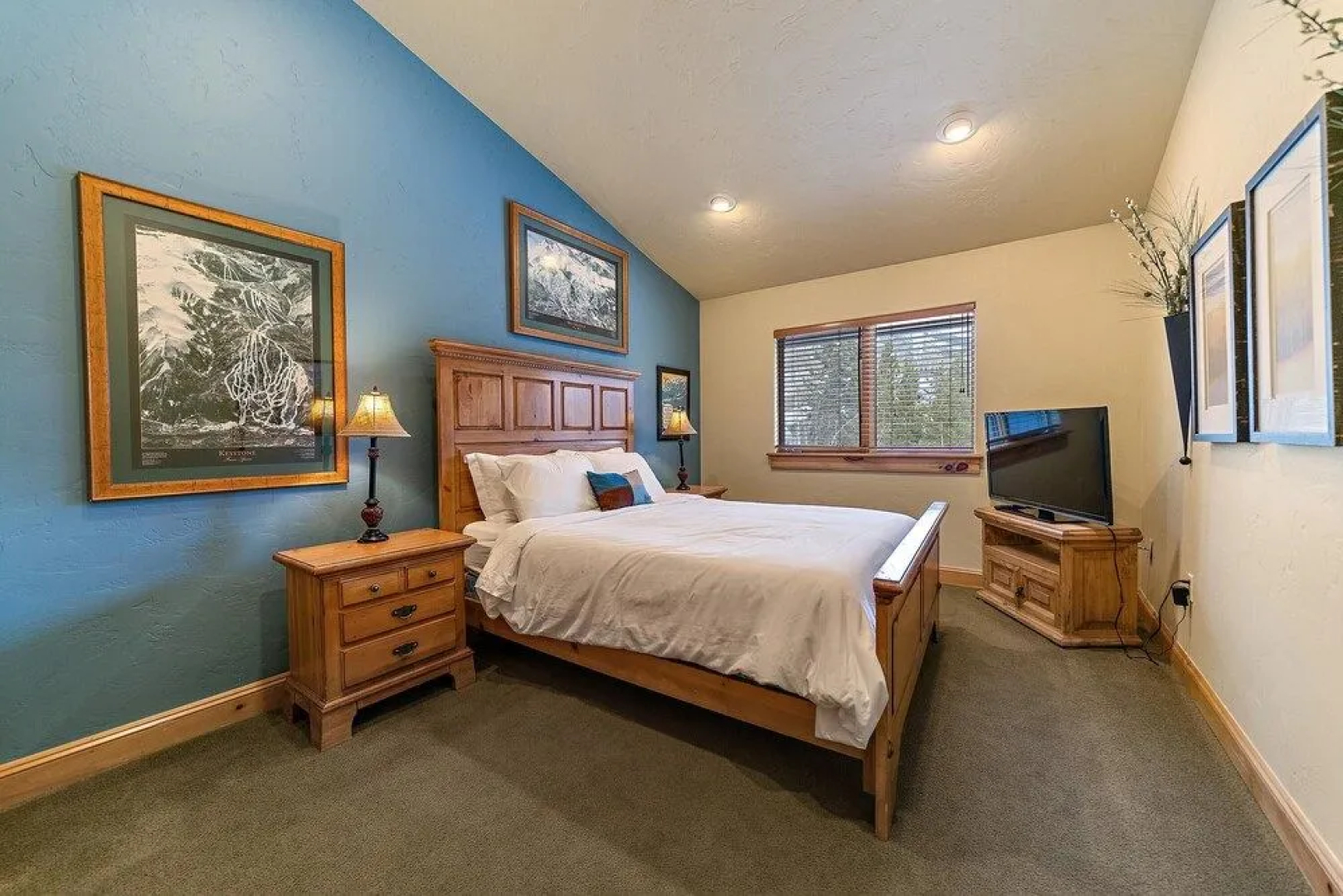 Breckenridge Copper Mountain Getaway, Sleeps 14