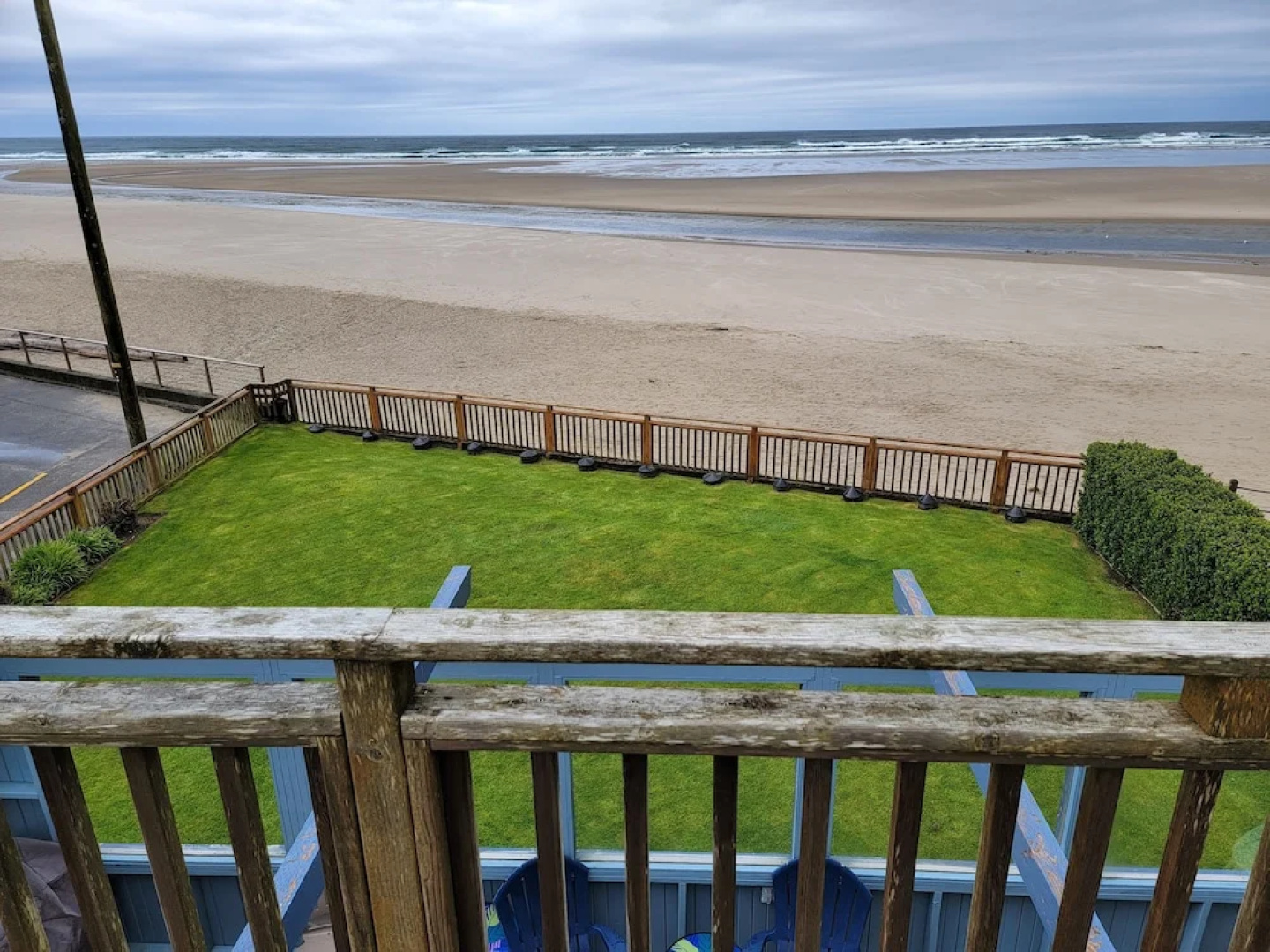 The Waves/The Argonauta Inn/The White Heron Lodge