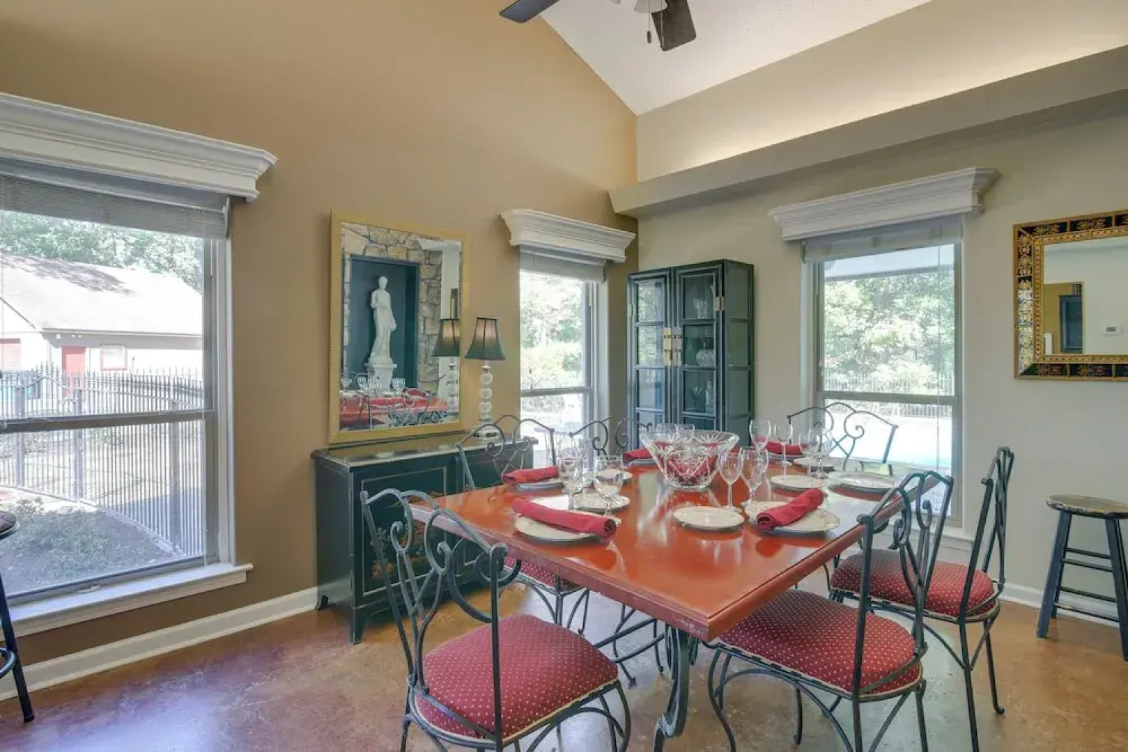 18 Mi to Dtwn Memphis: Oasis on 8 Acres!