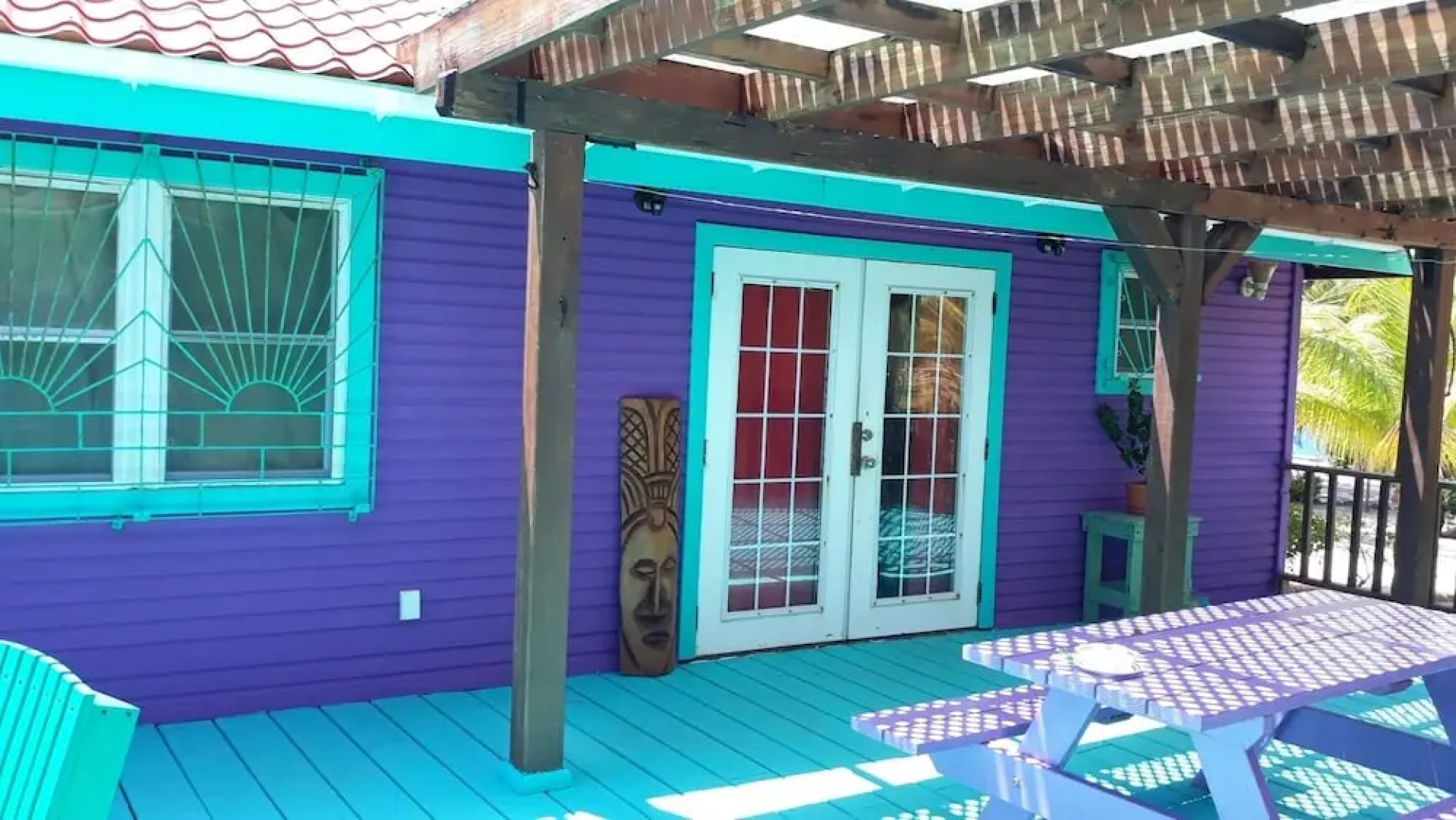 Coco's Beachfront Cabanas